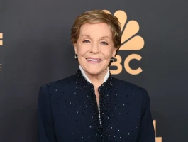 The Julie Andrews Death Watch: What the Internet Gets Wrong About Her Age, Voice, and Legacy